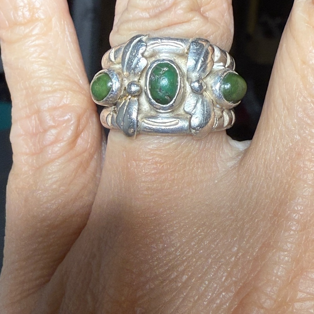 Vintage Sterling Silver and Green Turquise Stone Ring